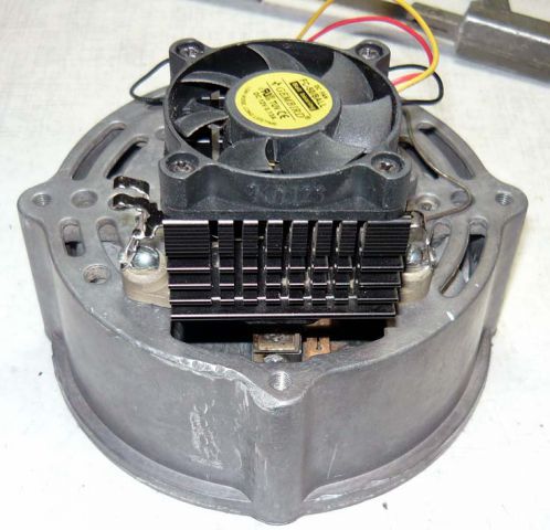 P10685 Большой радиатор с вентилятором спереди