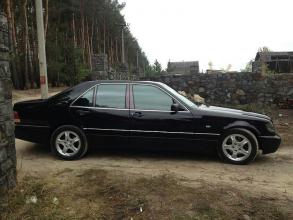 mercedes-benz_s-300__167601839fx.jpg