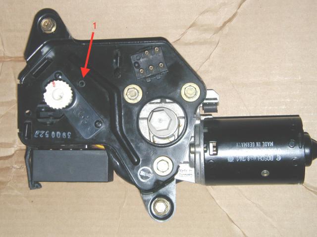 199336d1223632424-sunroof-motor-question-124sunroof.jpg