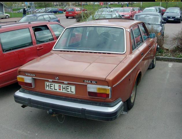 Volvo_244_GLE_05.jpg