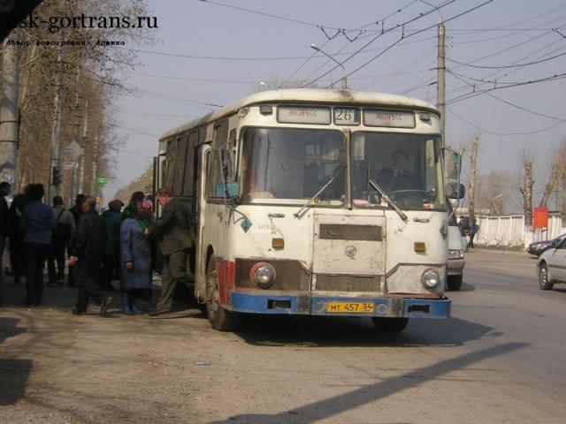 457_2.jpg