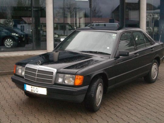 mercedes_benz_c_klasse_w201_190_car1988.jpg