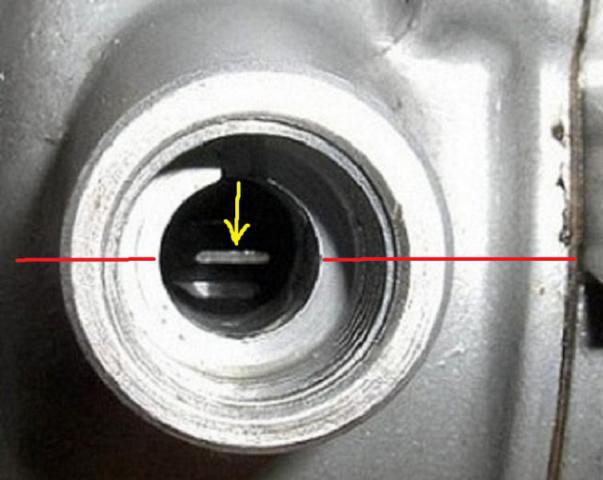 Fuel_Injection_Pump_Timing_Hole_Jul_14.jpg