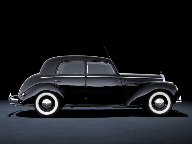 mercedes-benz_220_1.jpeg