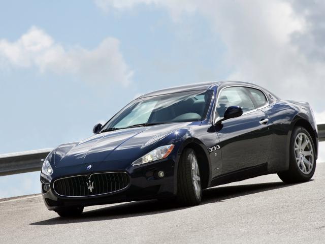 maserati_granturismo_11.jpg