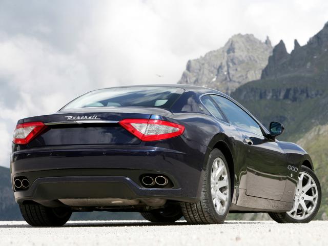 maserati_granturismo_29.jpg