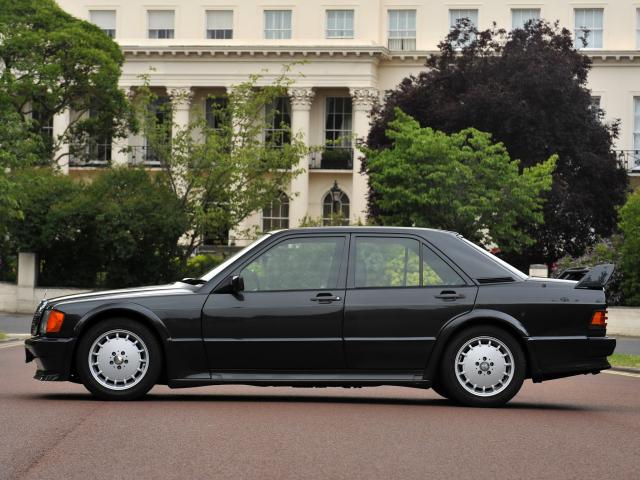mercedes_benz_190_e_2.5_16_evolution_3.jpeg