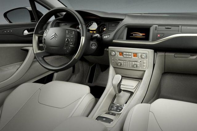 1387462177_7citroen_c5.jpg