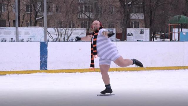 симка на коньках.jpg