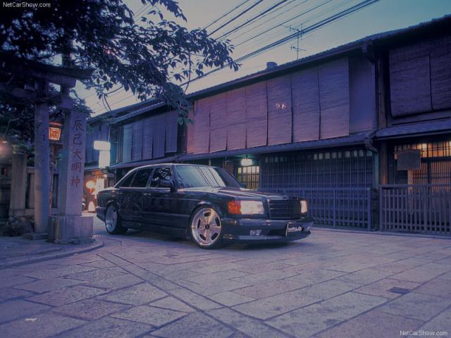 Wald_Mercedes_Benz_W126_SEL_1997_800x600_wallpaper_01.jpg