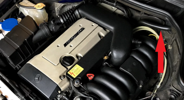 Engine-Mercedes-M104-E28-under-the-hood-825x450.png