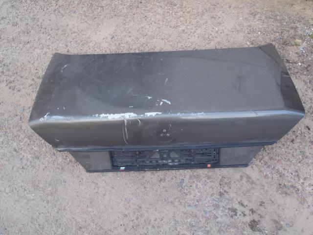 W124 145.JPG