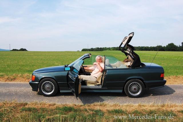 open_flair_ein_seltenes_mercedes_190_cabrio_aus_fast_unbekannter_kleinserie_cabriolet_von_akh_caro_auf_basis_mercedes_benz_190e_2_3_w201_30456.jpg