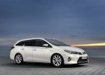 Toyota подготовила гибрид Auris в кузове универсал