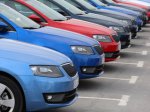 Падение продаж автомобилей в России замедлилось