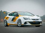 Opel привезет в Россию гоночный вариант Astra OPC