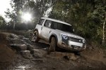 Следующее поколение Land Rover Defender станет легче и экономичней