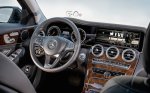 Обновленный Mercedes C-Class получит «умную» оптику