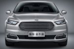 Ford сменил поколение китайского Taurus