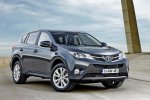 Toyota RAV 4 в июле сместил с пьедестала Renault Duster