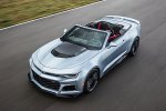 Chevrolet привез в Нью-Йорк «заряженный» Camaro и его же открытую модификацию