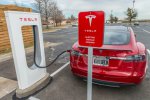 Tesla Motors откроет собственную сеть заправок в России для своих электромобилей