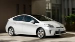 Обновленный Toyota Prius привезут в Россию 